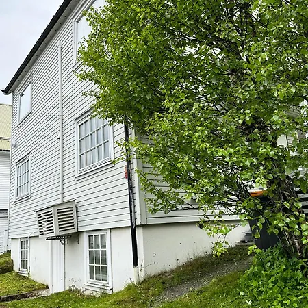 Med 5 Soverom - Montis