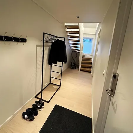 Appartement With Sea And Mountain View - Montis